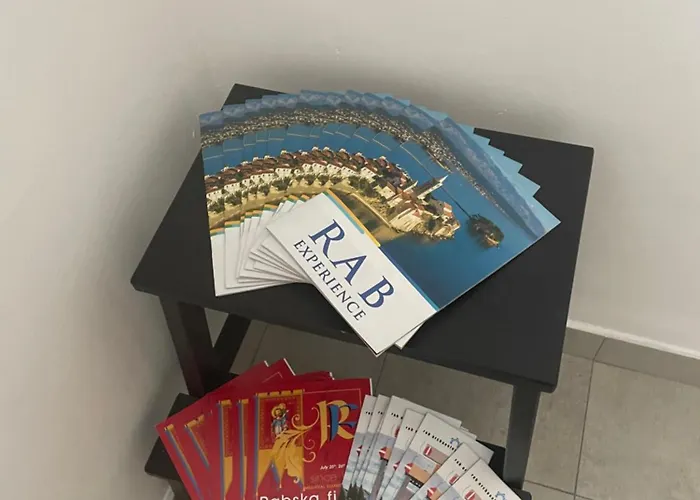 Laganini Apartman Rab