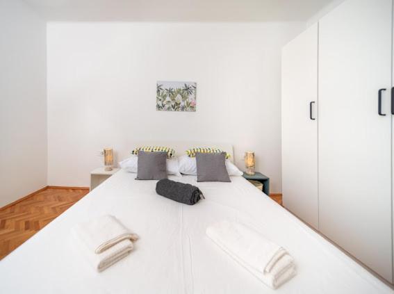 Apartment Laganini Rab